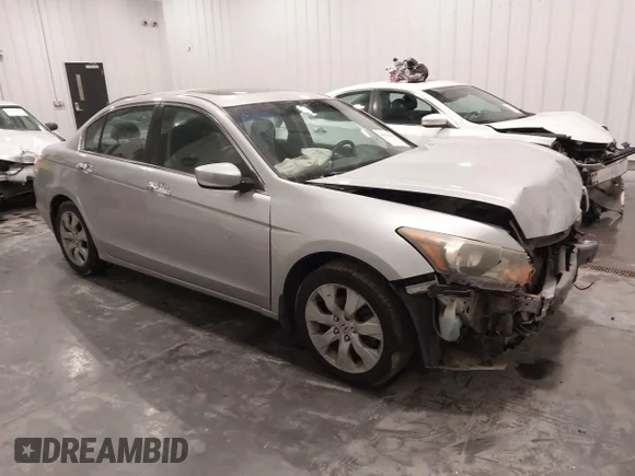✅ 2009 Honda Accord EX • VIN: 1HGCP36789A034064 • Lot: 44515848. Wystawiony na IAAI z przebiegiem 110 779 mil. Bezpłatny archiwum sprzedaży aukcyjnych z USA i szczegółowy raport historii pojazdu na DreamBid. Zdjęcie 1.