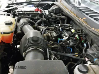 ✅ 2019 Ford F-150 XL • VIN: 1FTEW1EP8KFA56946 • Lot: 42889206. Wystawiony na IAAI z przebiegiem 57 893 mil. Bezpłatny archiwum sprzedaży aukcyjnych z USA i szczegółowy raport historii pojazdu na DreamBid. Zdjęcie 19.