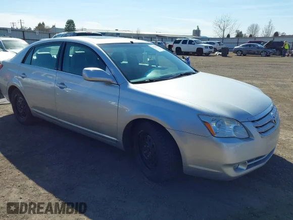 ✅ 2005 Toyota Avalon Limited • VIN: 4T1BK36B45U008935 • Лот: 44750915. Опубликован ранее на IAAI с пробегом 143 420 миль. Бесплатный доступ к архиву аукционных продаж из США и подробный отчёт об истории автомобиля на DreamBid. Изображение 1.