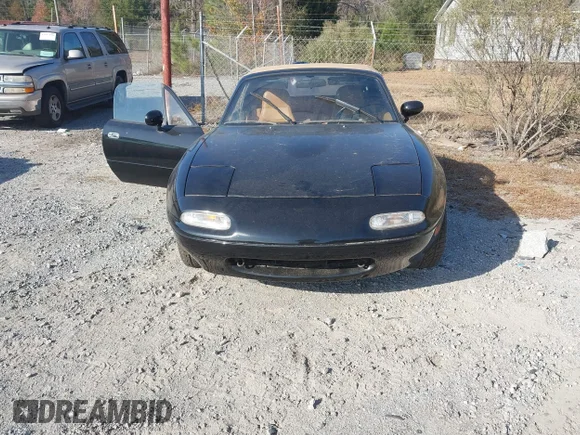 ✅ 1992 Mazda MX-5 Miata • VIN: JM1NA3512N1311372 • Lot: 44004569. Wystawiony na IAAI z przebiegiem Nie podano. Bezpłatny archiwum sprzedaży aukcyjnych z USA i szczegółowy raport historii pojazdu na DreamBid. Zdjęcie 6.