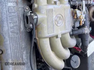 ✅ 1987 BMW 3 Series • VIN: WBABB2306H1944429 • Lot: 62889715. Wystawiony na Copart z przebiegiem 222 058 mil. Bezpłatny archiwum sprzedaży aukcyjnych z USA i szczegółowy raport historii pojazdu na DreamBid. Zdjęcie 11.