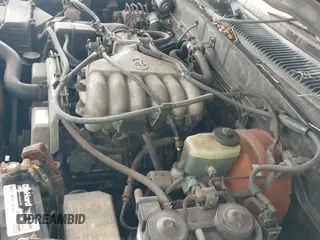 ✅ 1998 Toyota 4Runner SR5 • VIN: JT3GN86R4W0064026 • Lot: 43285204. Listed on IAAI with 239,262 mi. Free auction sales archive from the USA and detailed vehicle history report at DreamBid. Image 12.