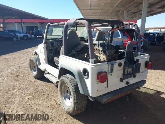 ✅ 2000 Jeep Wrangler SE • VIN: 1J4FA29P4YP747620 • Лот: 44357926. Опубліковано раніше на IAAI з пробігом Не вказано. Безкоштовний доступ до архіву аукціонних продажів зі США та докладний звіт про історію автомобіля на DreamBid. Зображення 3.