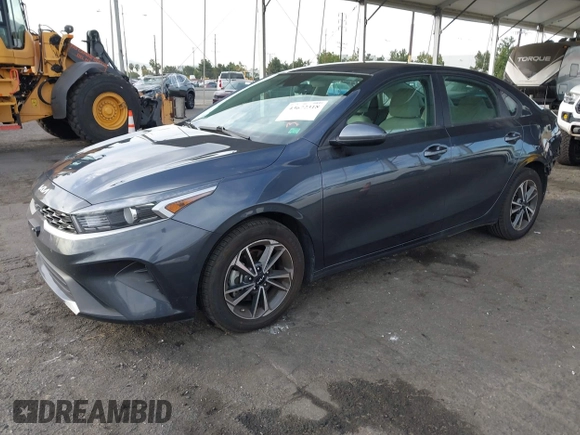 ✅ 2023 Kia Forte LXS • VIN: 3KPF24AD1PE553139 • Lot: 43672318. Wystawiony na IAAI z przebiegiem 61 706 mil. Bezpłatny archiwum sprzedaży aukcyjnych z USA i szczegółowy raport historii pojazdu na DreamBid. Zdjęcie 2.