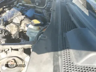 2005 Mercury Mariner Luxury с VIN 4M2CU56115DJ08104, выставлен на аукционе IAAI как лот 42703122 с пробегом 160 829 миль миль и . История ставок и продаж доступна на DreamBid. Изображение 19.