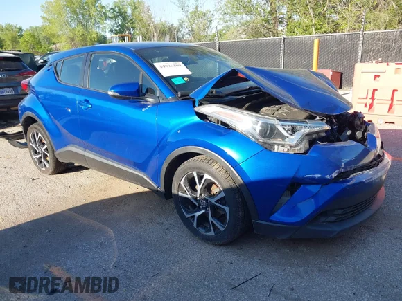 ✅ 2018 Toyota C-HR XLE • VIN: NMTKHMBX3JR054585 • Лот: 44896309. Опубликован ранее на IAAI с пробегом 142 019 миль. Бесплатный доступ к архиву аукционных продаж из США и подробный отчёт об истории автомобиля на DreamBid. Изображение 1.