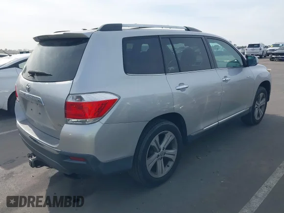 ✅ 2011 Toyota Highlander Limited • VIN: 5TDDK3EH9BS087909 • Lot: 44048728. Listed on IAAI with 155,044 mi. Free auction sales archive from the USA and detailed vehicle history report at DreamBid. Image 4.