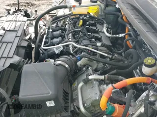 ✅ 2024 Ford Escape ST-Line Select • VIN: 1FMCU9NZ0RUA27634 • Lot: 42090739. Listed on IAAI with 20,097 mi. Free auction sales archive from the USA and detailed vehicle history report at DreamBid. Image 19.