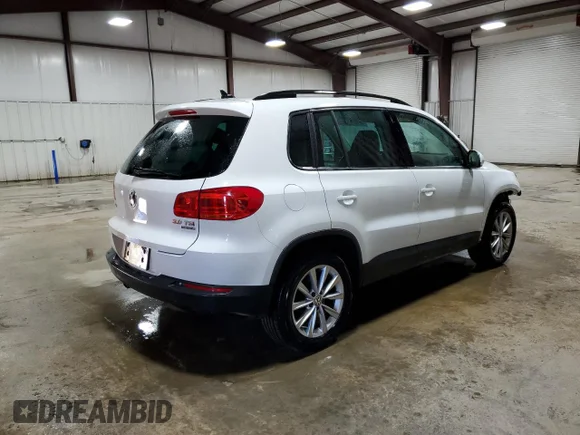 ✅ 2015 Volkswagen Tiguan SE • VIN: WVGBV7AXXFW572516 • Лот: 44593513. Опубликован ранее на Copart с пробегом 65 129 миль. Бесплатный доступ к архиву аукционных продаж из США и подробный отчёт об истории автомобиля на DreamBid. Изображение 3.