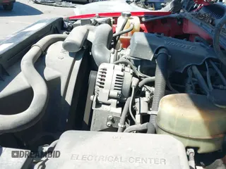 ✅ 1999 GMC Sierra 2500 SLE • VIN: 1GTGK29U7XE537715 • Lot: 42314061. Wystawiony na IAAI z przebiegiem 107 244 mil. Bezpłatny archiwum sprzedaży aukcyjnych z USA i szczegółowy raport historii pojazdu na DreamBid. Zdjęcie 19.