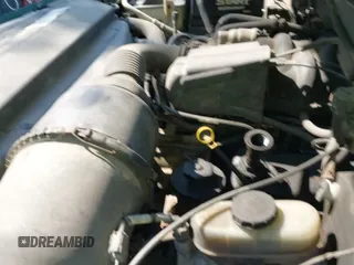 ✅ 2002 Ford F-150 XL • VIN: 1FTRF17272KD08275 • Lot: 42778933. Wystawiony na IAAI z przebiegiem 216 187 mil. Bezpłatny archiwum sprzedaży aukcyjnych z USA i szczegółowy raport historii pojazdu na DreamBid. Zdjęcie 12.