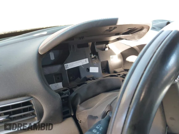 ✅ 2022 Maserati Levante Modena • VIN: ZN661YUM3NX406824 • Lot: 43920645. Wystawiony na IAAI z przebiegiem Nie podano. Bezpłatny archiwum sprzedaży aukcyjnych z USA i szczegółowy raport historii pojazdu na DreamBid. Zdjęcie 7.