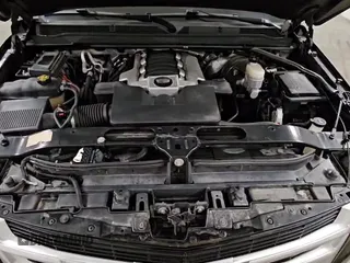 ✅ 2018 Cadillac Escalade ESV Luxury • VIN: 1GYS4HKJ3JR250342 • Лот: 86900415. Опубликован ранее на Copart с пробегом 97 632 миль. Бесплатный доступ к архиву аукционных продаж из США и подробный отчёт об истории автомобиля на DreamBid. Изображение 14.