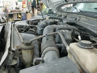 ✅ 2016 Ford F-250 XL • VIN: 1FDBF2B66GED17519 • Лот: 41972443. Опубликован ранее на IAAI с пробегом 333 161 миль. Бесплатный доступ к архиву аукционных продаж из США и подробный отчёт об истории автомобиля на DreamBid. Изображение 19.