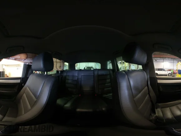 ✅ 2009 Volkswagen Touareg VR6 • VIN: WVGBE77L79D001862 • Lot: 43692734. Wystawiony na IAAI z przebiegiem 114 766 mil. Bezpłatny archiwum sprzedaży aukcyjnych z USA i szczegółowy raport historii pojazdu na DreamBid. Zdjęcie 18.