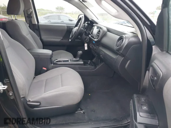 ✅ 2023 Toyota Tacoma TRD Sport • VIN: 3TYCZ5AN1PT177436 • Lot: 43805481. Wystawiony na IAAI z przebiegiem 38 563 mil. Bezpłatny archiwum sprzedaży aukcyjnych z USA i szczegółowy raport historii pojazdu na DreamBid. Zdjęcie 5.