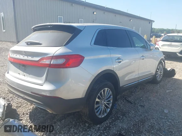 ✅ 2018 Lincoln MKX Select • VIN: 2LMPJ6KR9JBL47997 • Lot: 45297766. Wystawiony na IAAI z przebiegiem 133 036 mil. Bezpłatny archiwum sprzedaży aukcyjnych z USA i szczegółowy raport historii pojazdu na DreamBid. Zdjęcie 4.