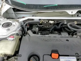 ✅ 2020 Honda Civic LX • VIN: 2HGFC2F60LH557081 • Lot: 81884475. Listed on Copart with 32,163 mi. Free auction sales archive from the USA and detailed vehicle history report at DreamBid. Image 14.