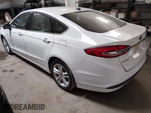 ✅ 2018 Ford Fusion S • VIN: 3FA6P0UU7JR273706 • Lot: 44766674. Wystawiony na IAAI z przebiegiem 7 972 mil. Bezpłatny archiwum sprzedaży aukcyjnych z USA i szczegółowy raport historii pojazdu na DreamBid. Zdjęcie 3.