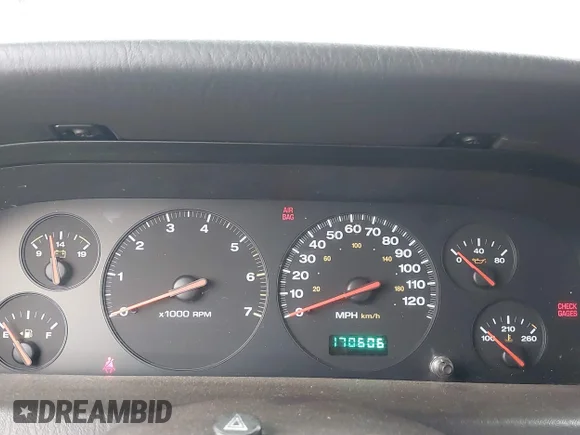✅ 2000 Jeep Grand Cherokee Laredo • VIN: 1J4G248S5YC258704 • Лот: 45019151. Опубліковано раніше на IAAI з пробігом 170 606 миль. Безкоштовний доступ до архіву аукціонних продажів зі США та докладний звіт про історію автомобіля на DreamBid. Зображення 7.