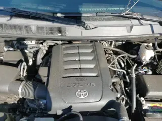 ✅ 2019 Toyota Sequoia SR5 • VIN: 5TDZY5G14KS073531 • Lot: 89467815. Wystawiony na Copart z przebiegiem 92 363 mil. Bezpłatny archiwum sprzedaży aukcyjnych z USA i szczegółowy raport historii pojazdu na DreamBid. Zdjęcie 17.