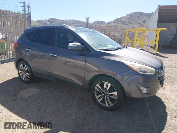 ✅ 2015 Hyundai Tucson SE • VIN: KM8JU3AG1FU026643 • Лот: 44763599. Опубліковано раніше на IAAI з пробігом 123 506 миль. Безкоштовний доступ до архіву аукціонних продажів зі США та докладний звіт про історію автомобіля на DreamBid. Зображення 1.