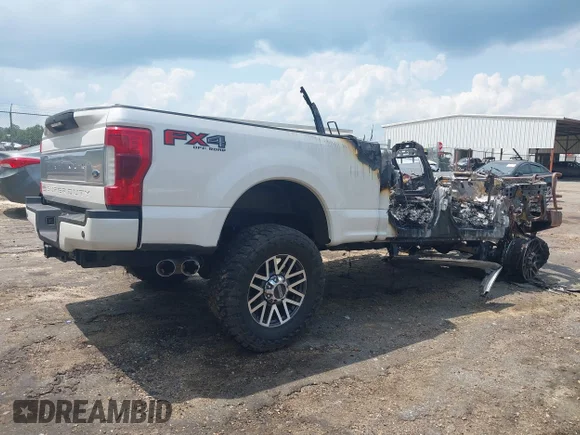 ✅ 2019 Ford F-250 XL • VIN: 1FT7W2BT9KED34369 • Lot: 42917252. Wystawiony na IAAI z przebiegiem Nie podano. Bezpłatny archiwum sprzedaży aukcyjnych z USA i szczegółowy raport historii pojazdu na DreamBid. Zdjęcie 4.