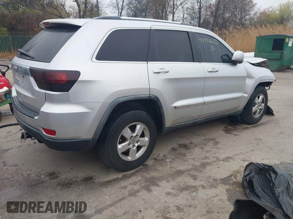 ✅ 2012 Jeep Grand Cherokee Laredo • VIN: 1C4RJFAG1CC170437 • Lot: 44756652. Wystawiony na IAAI z przebiegiem 126 394 mil. Bezpłatny archiwum sprzedaży aukcyjnych z USA i szczegółowy raport historii pojazdu na DreamBid. Zdjęcie 4.