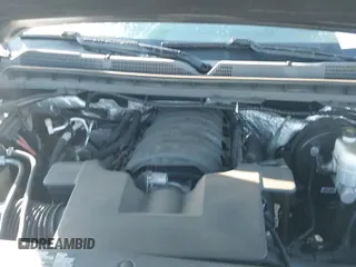 ✅ 2018 Chevrolet Silverado 1500 LT • VIN: 2GCVKREC3J1101742 • Lot: 43533394. Listed on IAAI with 136,237 mi. Free auction sales archive from the USA and detailed vehicle history report at DreamBid. Image 19.