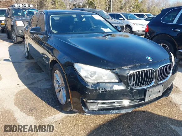 ✅ 2013 BMW 7 Series 740i • VIN: WBAYA6C55DC995094 • Lot: 41246796. Wystawiony na IAAI z przebiegiem 164 394 mil. Bezpłatny archiwum sprzedaży aukcyjnych z USA i szczegółowy raport historii pojazdu na DreamBid. Zdjęcie 1.