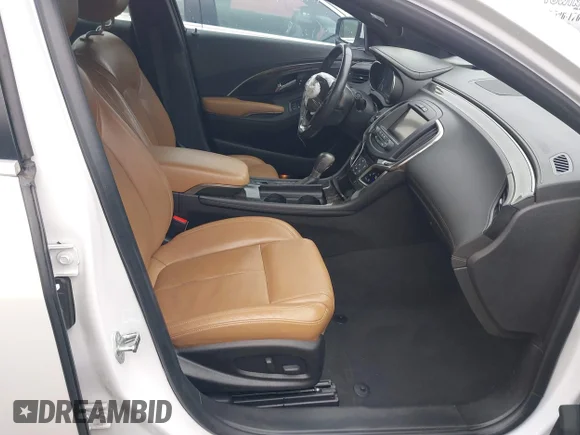 ✅ 2016 Buick LaCrosse Premium I • VIN: 1G4GE5G31GF117599 • Лот: 41865265. Опубликован ранее на IAAI с пробегом 132 336 миль. Бесплатный доступ к архиву аукционных продаж из США и подробный отчёт об истории автомобиля на DreamBid. Изображение 5.
