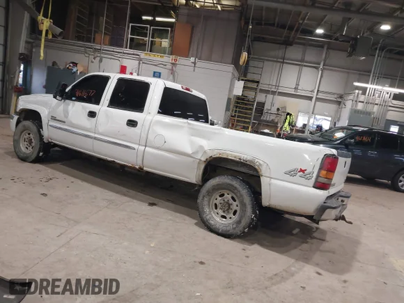 ✅ 2004 GMC Sierra 2500HD SLE • VIN: 1GTHK23134F120214 • Lot: 41611677. Wystawiony na IAAI z przebiegiem 315 585 mil. Bezpłatny archiwum sprzedaży aukcyjnych z USA i szczegółowy raport historii pojazdu na DreamBid. Zdjęcie 3.