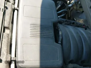 ✅ 2021 Chevrolet Suburban LT • VIN: 1GNSKCKDXMR137654 • Lot: 42766378. Wystawiony na IAAI z przebiegiem 201 403 mil. Bezpłatny archiwum sprzedaży aukcyjnych z USA i szczegółowy raport historii pojazdu na DreamBid. Zdjęcie 21.