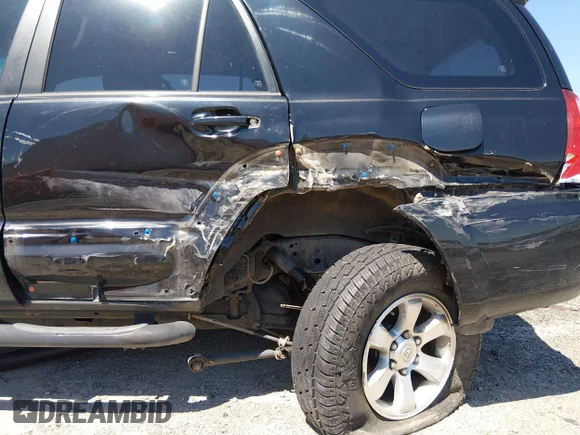 ✅ 2007 Toyota 4Runner SR5 • VIN: JTEZU14RX78079534 • Lot: 45066249. Listed on IAAI with 176,800 mi. Free auction sales archive from the USA and detailed vehicle history report at DreamBid. Image 6.