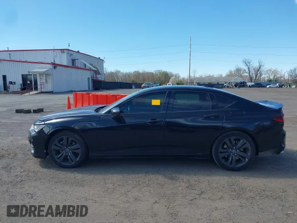 ✅ 2022 Acura TLX w/A-Spec Package • VIN: 19UUB5F5XNA005981 • Lot: 44620319. Wystawiony na IAAI z przebiegiem 8 641 mil. Bezpłatny archiwum sprzedaży aukcyjnych z USA i szczegółowy raport historii pojazdu na DreamBid. Zdjęcie 13.