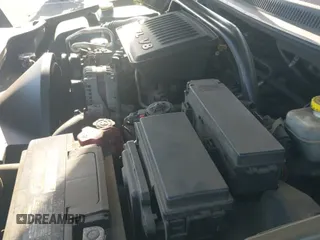 ✅ 2006 Jeep Commander • VIN: 1J8HG48N06C128017 • Lot: 41691941. Wystawiony na IAAI z przebiegiem 143 839 mil. Bezpłatny archiwum sprzedaży aukcyjnych z USA i szczegółowy raport historii pojazdu na DreamBid. Zdjęcie 14.