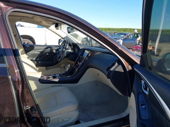 ✅ 2018 Infiniti Q50 Luxe • VIN: JN1EV7AP7JM353537 • Lot: 44108737. Wystawiony na IAAI z przebiegiem 152 376 mil. Bezpłatny archiwum sprzedaży aukcyjnych z USA i szczegółowy raport historii pojazdu na DreamBid. Zdjęcie 5.