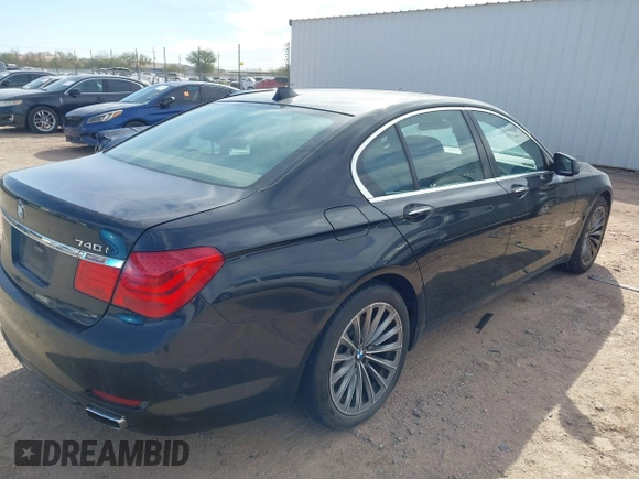 ✅ 2011 BMW 7 Series 740i • VIN: WBAKA4C56BC612819 • Lot: 44331242. Wystawiony na IAAI z przebiegiem Nie podano. Bezpłatny archiwum sprzedaży aukcyjnych z USA i szczegółowy raport historii pojazdu na DreamBid. Zdjęcie 4.