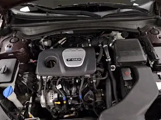 ✅ 2016 Kia Optima LX Turbo • VIN: 5XXGT4L1XGG056442 • Lot: 68186925. Listed on Copart with 107,700 mi. Free auction sales archive from the USA and detailed vehicle history report at DreamBid. Image 14.