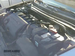 ✅ 2009 Lincoln MKS • VIN: 1LNHM94R59G603661 • Лот: 43361659. Опубликован ранее на IAAI с пробегом 143 583 миль. Бесплатный доступ к архиву аукционных продаж из США и подробный отчёт об истории автомобиля на DreamBid. Изображение 13.