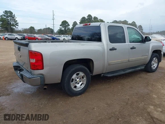 ✅ 2007 Chevrolet Silverado 1500 Work Truck • VIN: 2GCEC13C571719400 • Лот: 44114873. Опубліковано раніше на IAAI з пробігом 213 284 миль. Безкоштовний доступ до архіву аукціонних продажів зі США та докладний звіт про історію автомобіля на DreamBid. Зображення 4.
