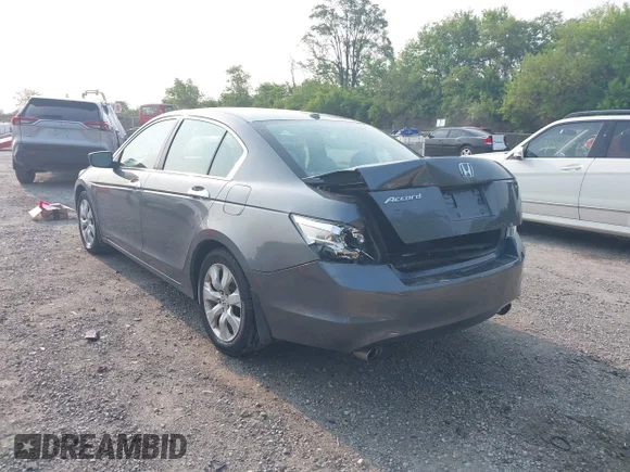 ✅ 2010 Honda Accord EX-L • VIN: 1HGCP3F8XAA028599 • Lot: 42403623. Wystawiony na IAAI z przebiegiem 215 330 mil. Bezpłatny archiwum sprzedaży aukcyjnych z USA i szczegółowy raport historii pojazdu na DreamBid. Zdjęcie 3.