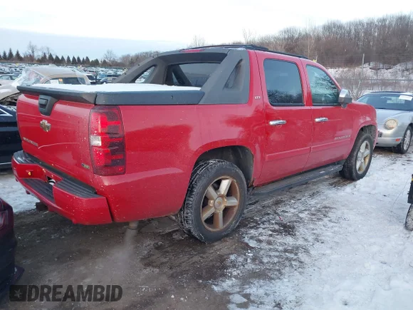 ✅ 2008 Chevrolet Avalanche LTZ • VIN: 3GNFK12348G111439 • Лот: 44165361. Опубликован ранее на IAAI с пробегом 154 189 миль. Бесплатный доступ к архиву аукционных продаж из США и подробный отчёт об истории автомобиля на DreamBid. Изображение 4.