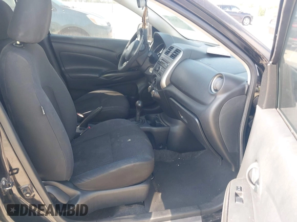 ✅ 2012 Nissan Versa SV • VIN: 3N1CN7AP0CL916254 • Lot: 44702615. Wystawiony na IAAI z przebiegiem Nie podano. Bezpłatny archiwum sprzedaży aukcyjnych z USA i szczegółowy raport historii pojazdu na DreamBid. Zdjęcie 5.