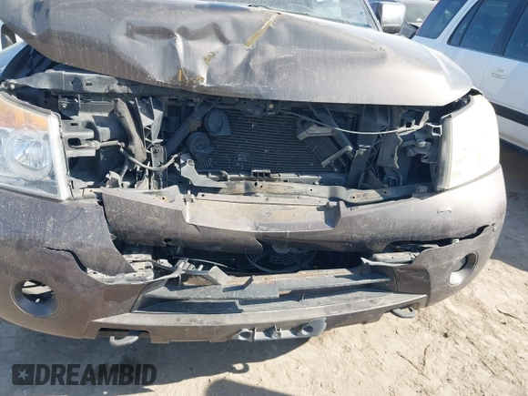✅ 2015 Nissan Armada Platinum • VIN: 5N1BA0NF9FN610943 • Lot: 43928368. Wystawiony na IAAI z przebiegiem 124 367 mil. Bezpłatny archiwum sprzedaży aukcyjnych z USA i szczegółowy raport historii pojazdu na DreamBid. Zdjęcie 6.
