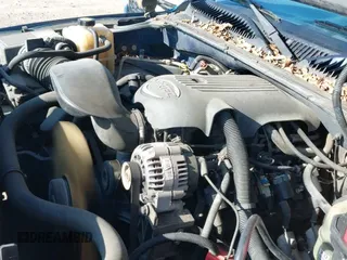 ✅ 2001 Chevrolet Silverado 1500 LT • VIN: 2GCEC19T711274379 • Lot: 41479347. Wystawiony na IAAI z przebiegiem 254 714 mil mil. Skorzystaj z bezpłatnego archiwum sprzedaży aukcyjnych z USA i zobacz szczegółowy raport historii pojazdu na DreamBid. Zdjęcie 12.