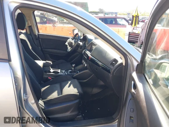 ✅ 2016 Mazda CX-5 Sport • VIN: JM3KE4BY9G0638849 • Lot: 44780162. Wystawiony na IAAI z przebiegiem Nie podano. Bezpłatny archiwum sprzedaży aukcyjnych z USA i szczegółowy raport historii pojazdu na DreamBid. Zdjęcie 5.