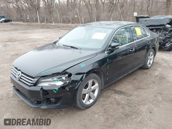 ✅ 2012 Volkswagen Passat SE • VIN: 1VWBH7A39CC075170 • Lot: 44127256. Wystawiony na IAAI z przebiegiem 181 201 mil. Bezpłatny archiwum sprzedaży aukcyjnych z USA i szczegółowy raport historii pojazdu na DreamBid. Zdjęcie 2.