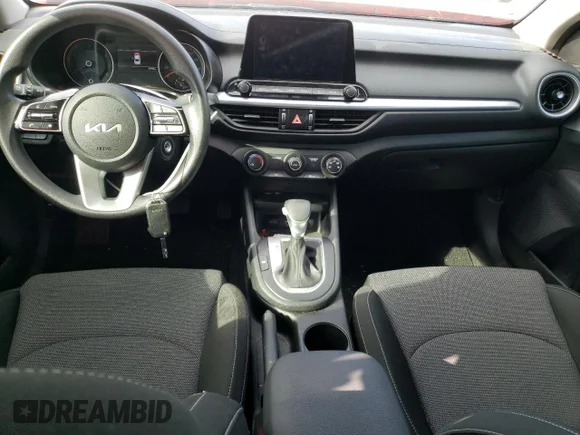 ✅ 2022 Kia Forte LXS • VIN: 3KPF24AD8NE449843 • Lot: 67644202. Wystawiony na Copart z przebiegiem 7 278 mil. Bezpłatny archiwum sprzedaży aukcyjnych z USA i szczegółowy raport historii pojazdu na DreamBid. Zdjęcie 8.