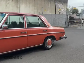 ✅ 1976 Mercedes-Benz 300 • VIN: 11511412031081 • Lot: 52916245. Listed on Copart with 54,720 mi. Free auction sales archive from the USA and detailed vehicle history report at DreamBid. Image 11.